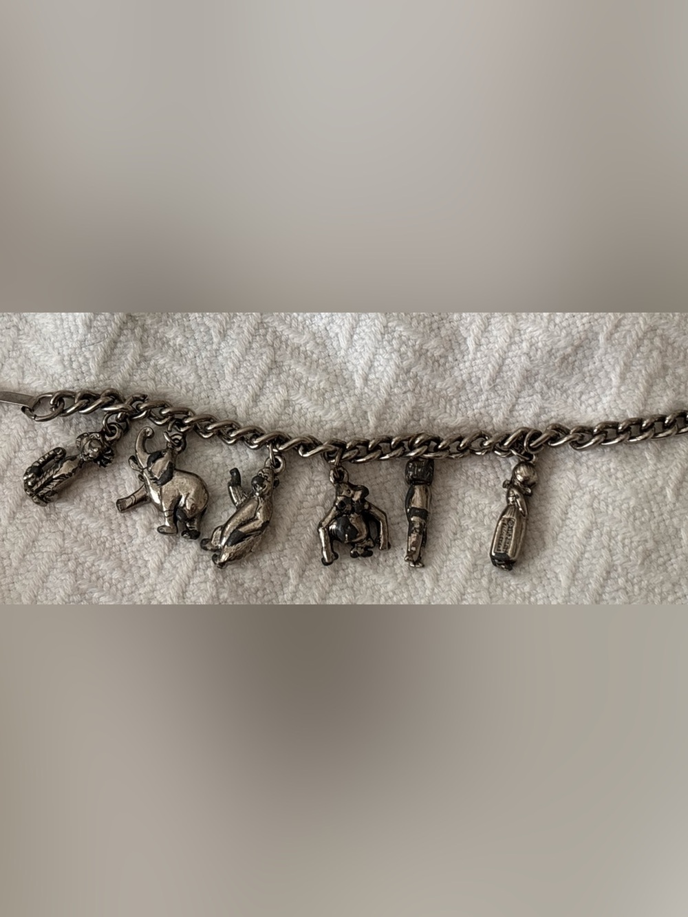 Vintage Junglebook- Women's Silver-Tone Charm Chain Bracelet - Silver